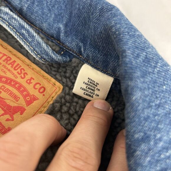 Levi’s Trucker Denim Striped Sherpa Jacket Size Small Mid Wash 576960000 - Picture 5 of 9